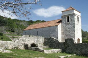 Церковь святой Люсии на острове Крк