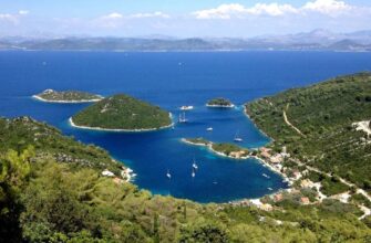 Бухта Полач на острове Млет