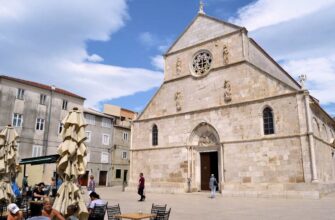 Коллегиальная церковь на острове Паг